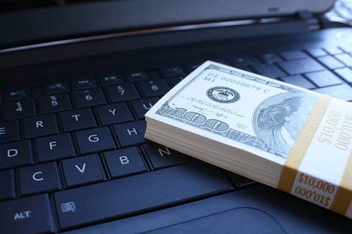 How to Really Make Money Online Without Tons Of Money.